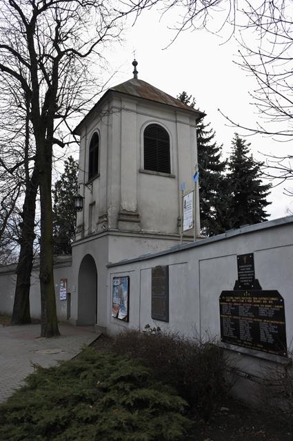 Dzwonnica w Radomsku (1).JPG