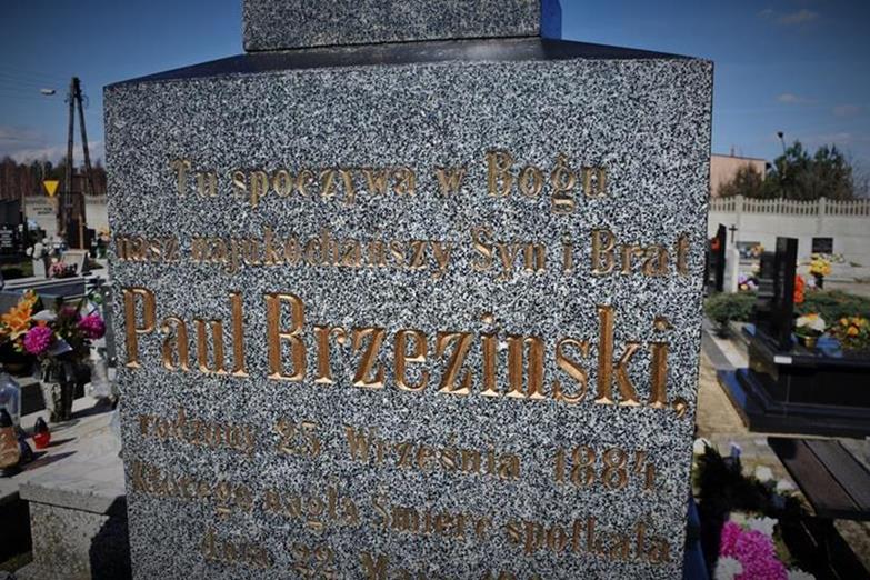 Mysłowice - Brzezinka, grób górnika (2).JPG