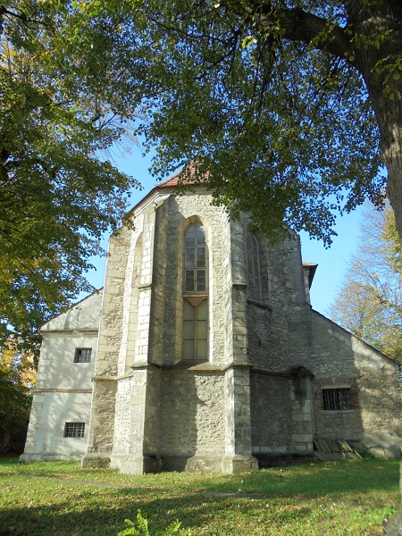 Ksiaz Wielki kosciol klasztorny prezbiterium.JPG