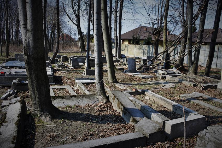 Cmentarz w Czechowicach - Dziedzicach (7).JPG