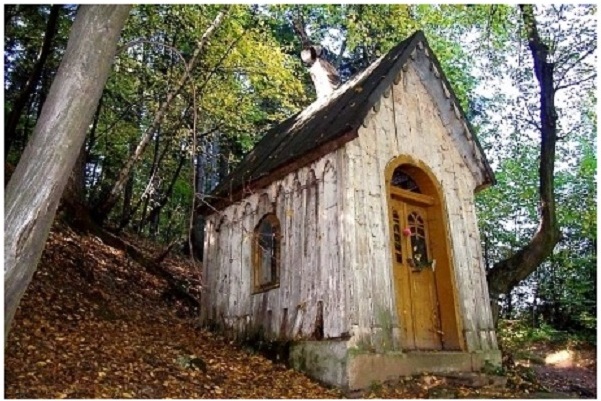 Kaplica dolna - zdjęcie z Czasu Bocheńskiego 2012.jpg