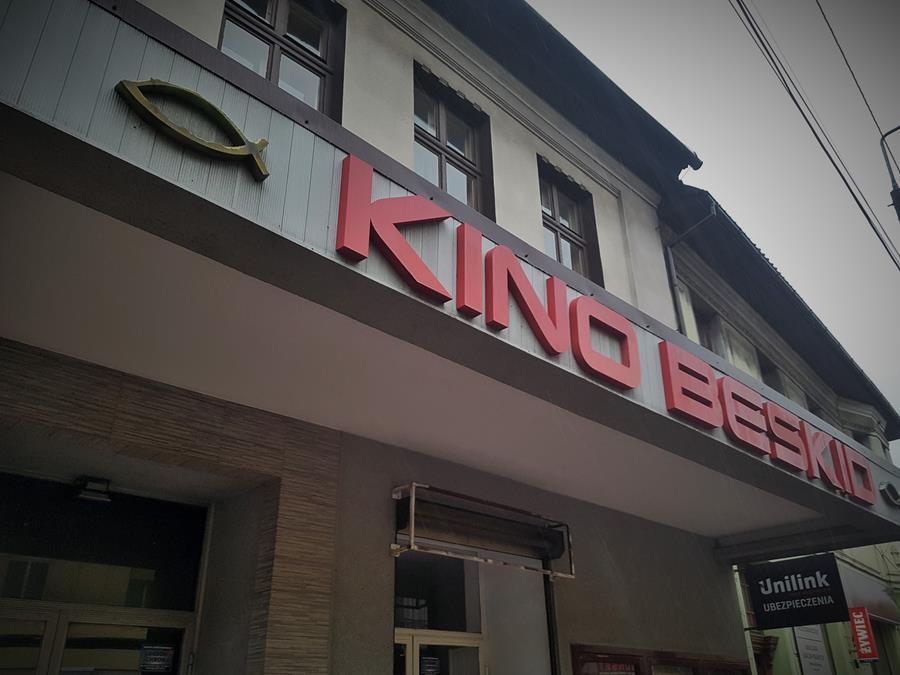 Kino Beskid - neon (4).jpg