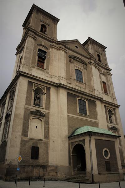 Kościół pw. Nawiedzenia Najświętszej Marii Panny (1).JPG