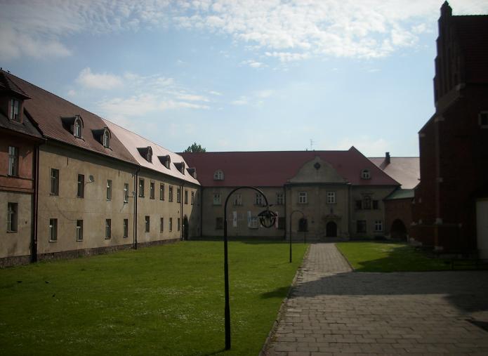2. Kraków - kościoł Bożego Ciała - klasztor.JPG