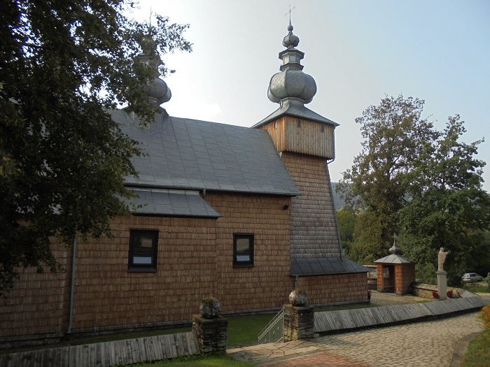 Binczarowa cerkiew widok na fasade pn.JPG