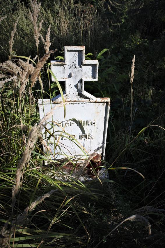 Kwatera wojenna na cmentarzu  (9).JPG