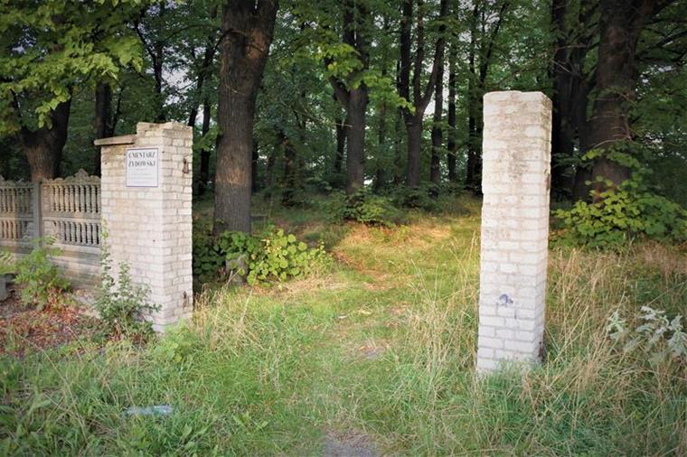 Cmentarz żydowski w Świdnicy (1).JPG