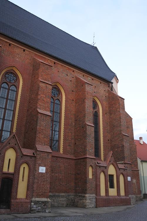 Kościół pw. Świętej Anny (1).JPG