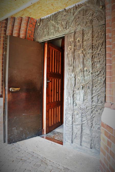 Drzwi katedry (1).JPG
