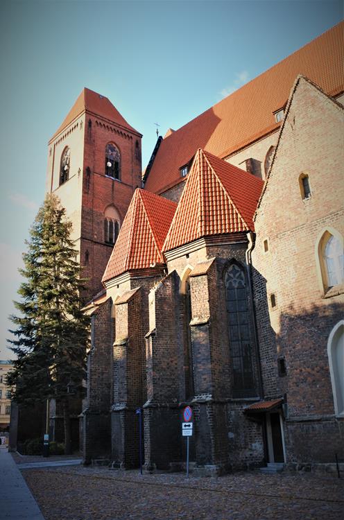 Kościół pw. Świętego Mikołaja (2).JPG