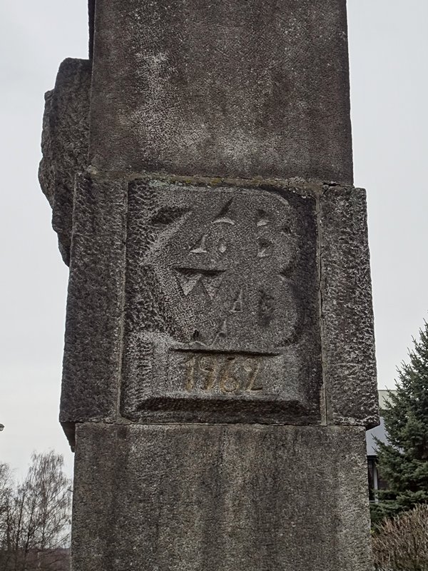Jaworzno - pomnik Bojownikow (6).JPG