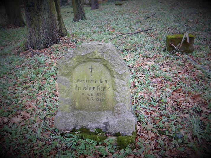 Cmentarz ewangelicki (19).JPG