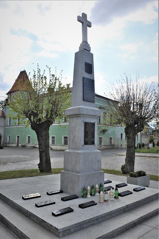 Jordanów - pomnik (8).JPG