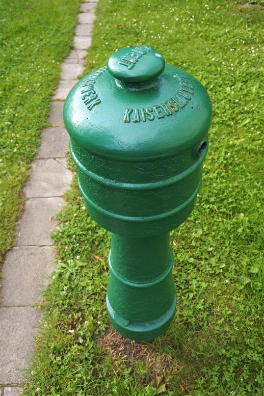 Ciekawy hydrant (7).JPG