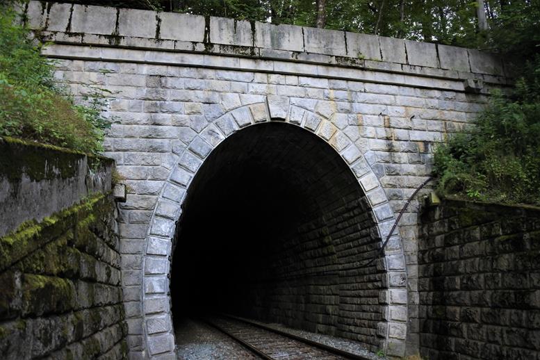 Tunel od strony wschodniej (3).JPG