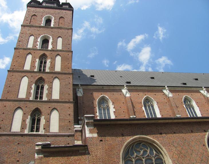 Kraków - kościół Mariacki 14 - maswerk okna Kaplicy MB Częstochowskiej.JPG