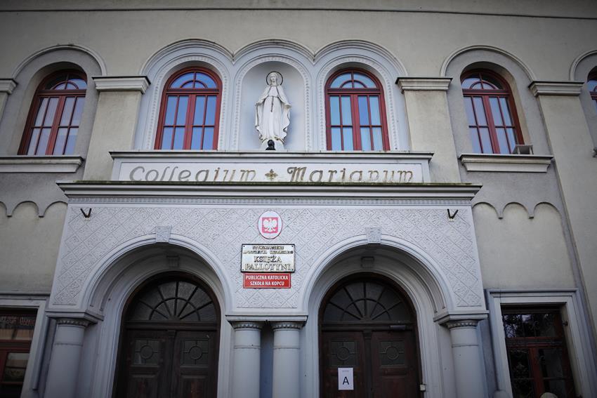 COLLEGIUM MARIANUM (1).JPG