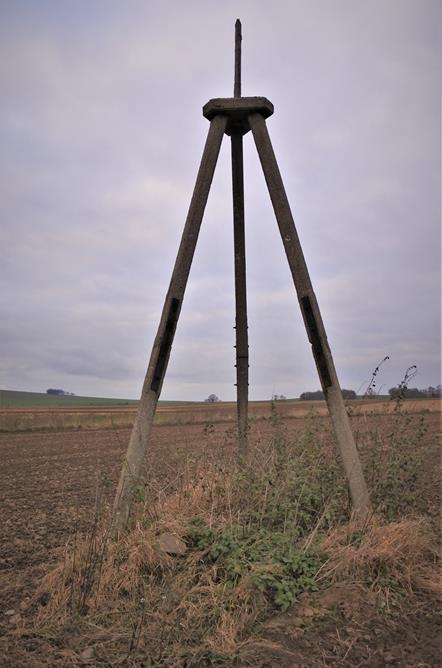 Wieża triangulacyjna (2).JPG