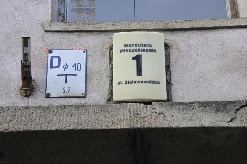 Ulica Stalowowolska 1 (2).JPG