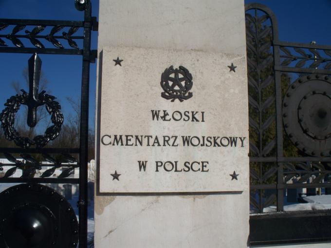 Włoski cmentarz wojskowy w Polsce.JPG