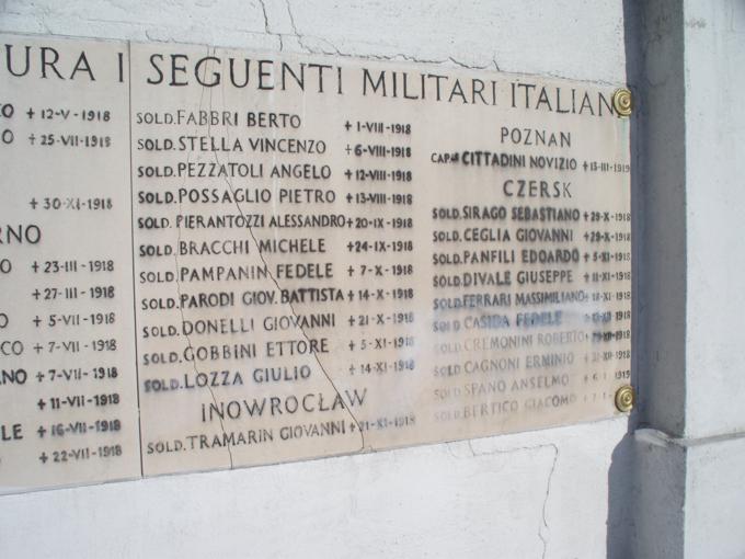 Cmentarz żołnierzy włoskich (14).JPG