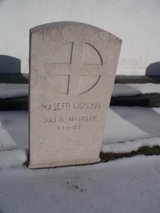 Cmentarz żołnierzy włoskich (25).JPG