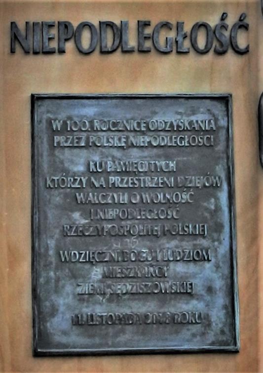 Sędziszów Małopolski - pomnik w 100- lecie odzyskania Niepodłegłości (4).jpg