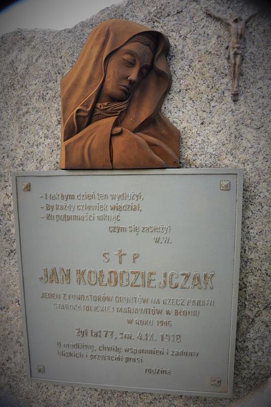 Błonie - cmentarz mariawicki (17).JPG