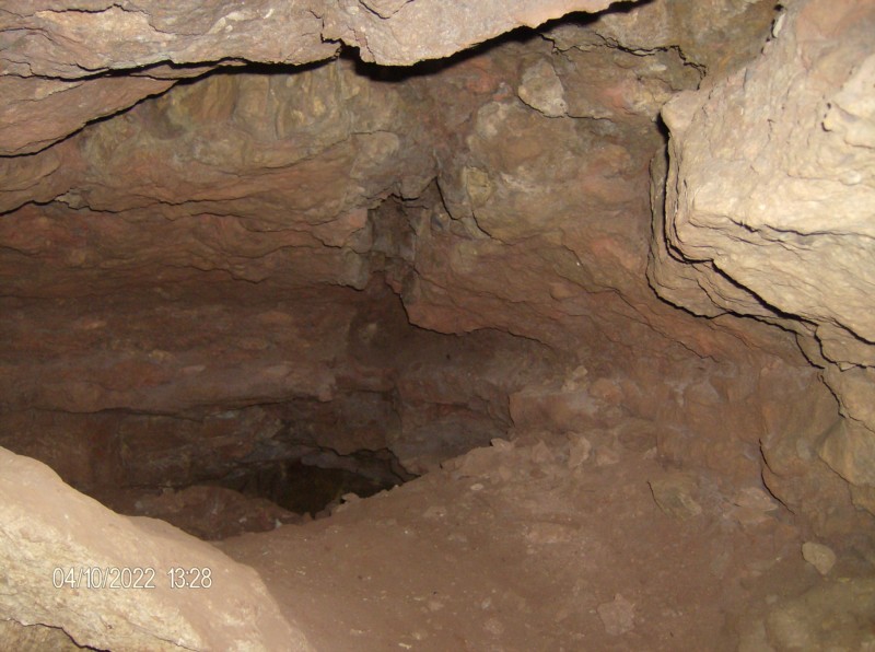 jaskinia z rondami-04.jpg