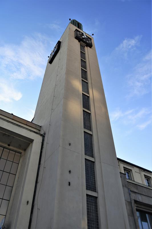 Modernistyczna wieża wodna (3).JPG