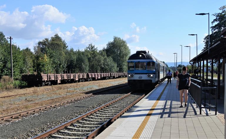 Broumov - dworzec kolejowy (13).JPG