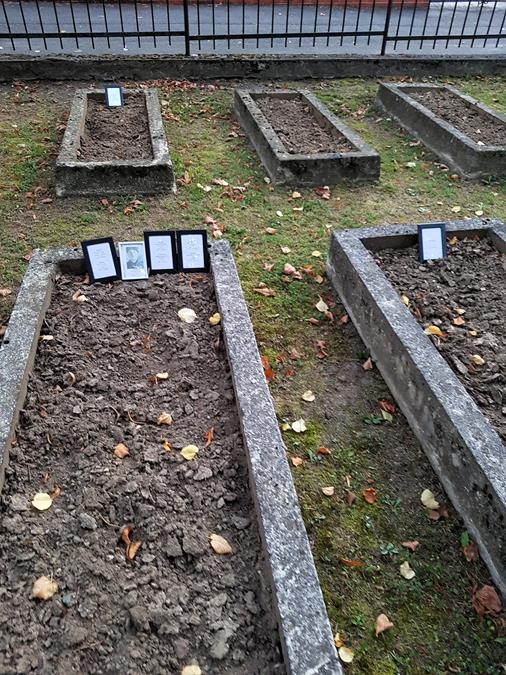 Cmentarz jesienią 2023 roku (3).jpg