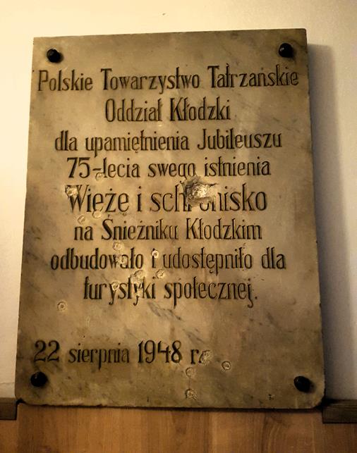 Tablica w schronisku (1).jpg