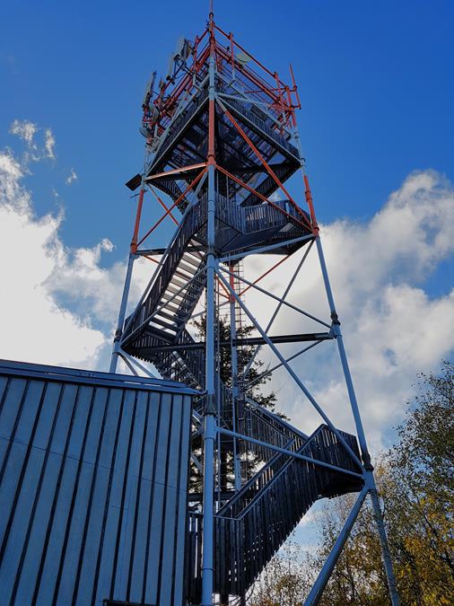 Wieża telekomunikacyjno - widokowa (5).jpg