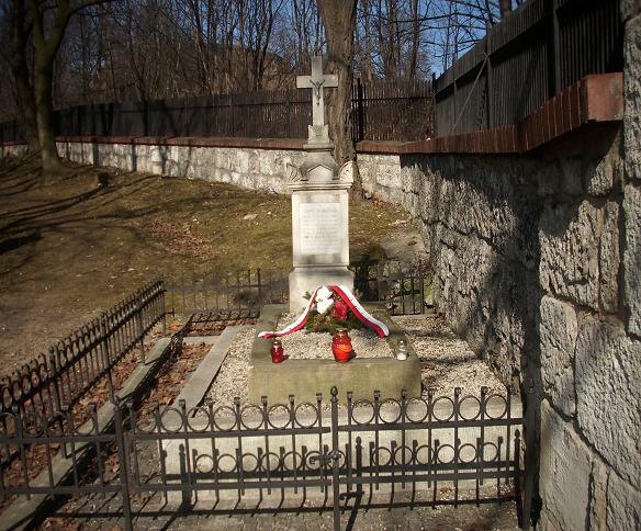 1. Stary Cmentarz w Podgórzu - marzec 2012 r..JPG