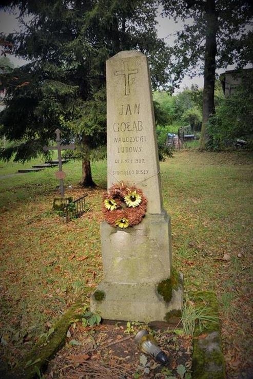 Groby na starym cmentarzu w Żywcu (17).JPG