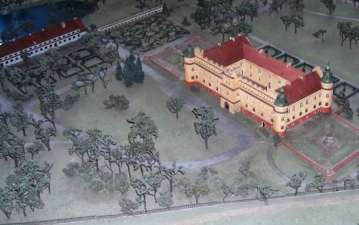 Ekspozycje na zamku w Wisniczu - zamki polskie 3.jpg