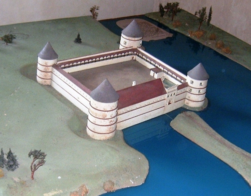 Ekspozycje na zamku w Wisniczu - zamki polskie 5.jpg