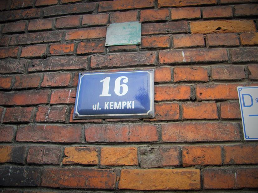 Ulica Pawła Kempki 16 (1).JPG