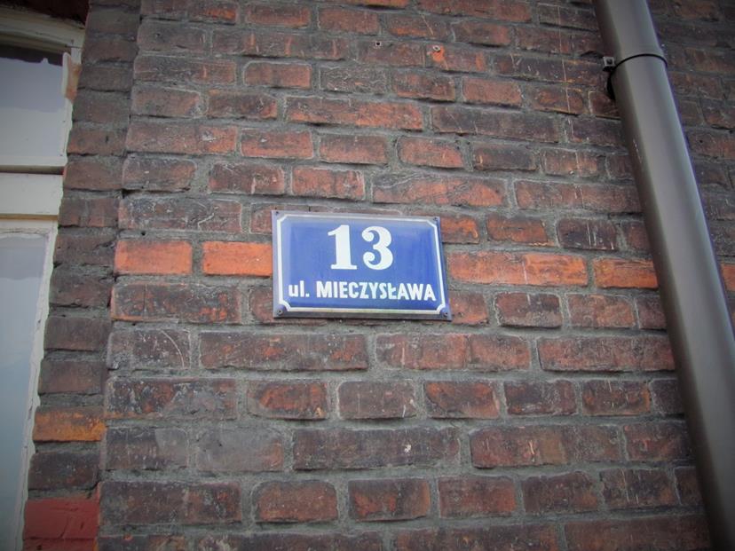 Ulica Mieczysława 13 (1).JPG