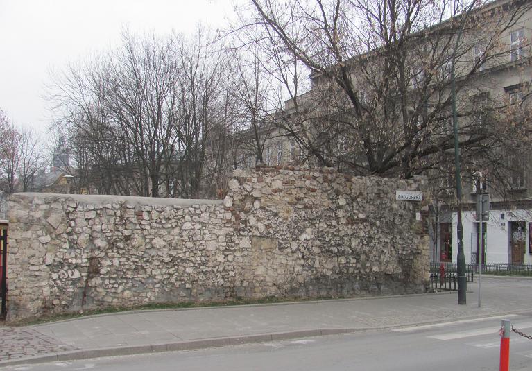 Mur obronny Kazimierza - 1.JPG