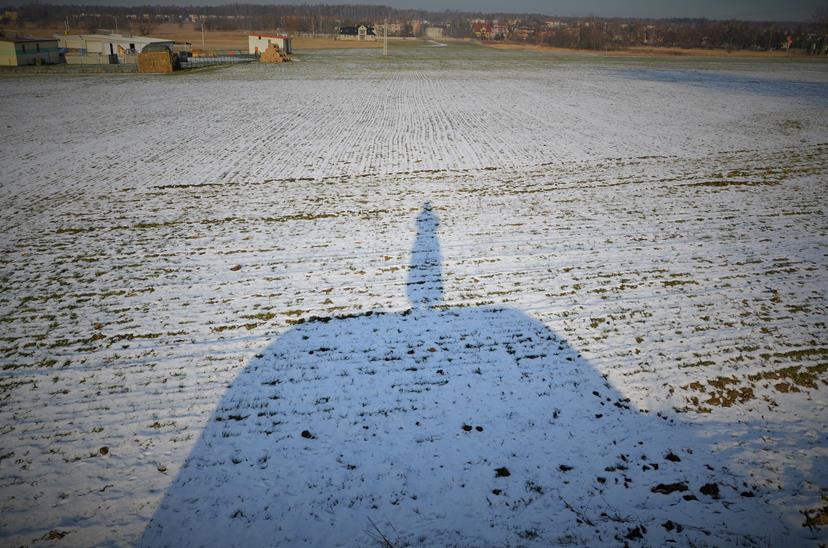 Widok ze stropu izby bojowej w kierunku Wymysłowa.JPG