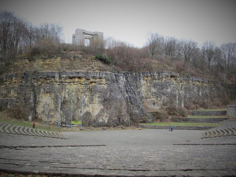 Góra Świętej Anny - amfiteatr (8).jpg