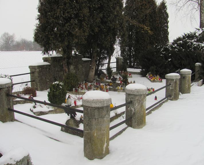 Cmentarz wojenny nr 375 w Gdowie fot. 9.JPG