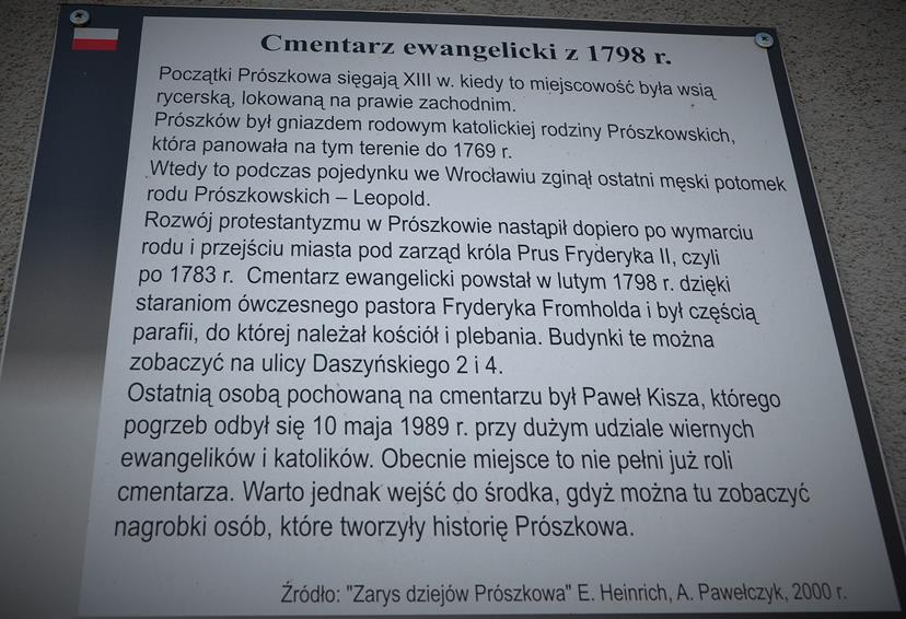 Cmentarz w Prószkowie (1).JPG