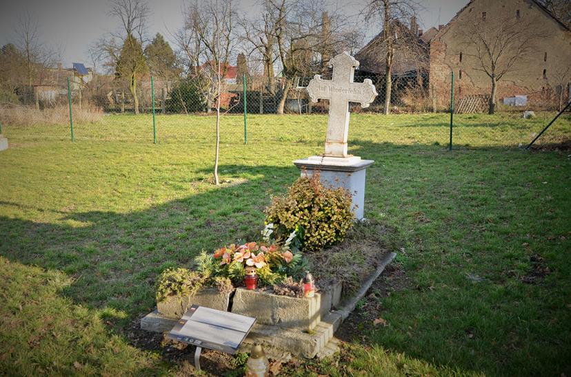 Stary cmentarz ewangelicki (2).JPG