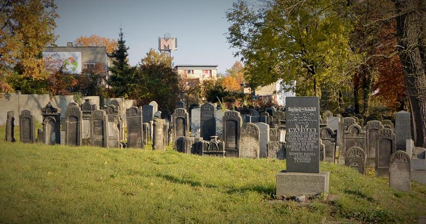 Cmentarz żydowski - listopad 2015 (2).JPG