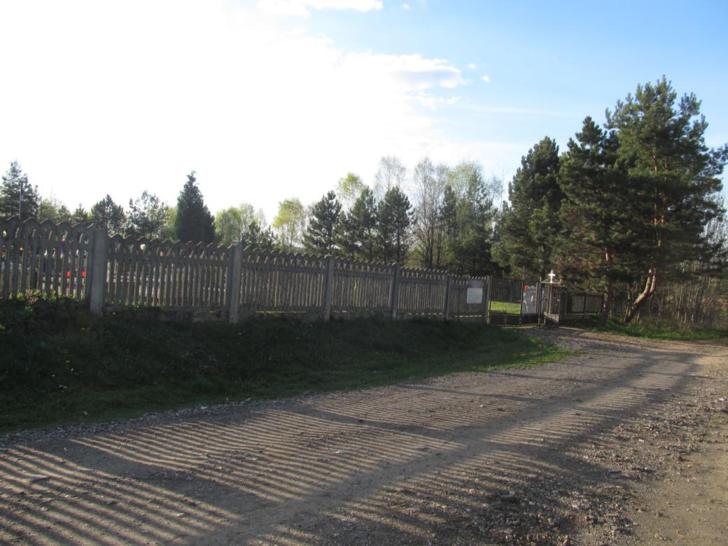 Cmentarz mariawitów w Gniazdowie (1).jpg