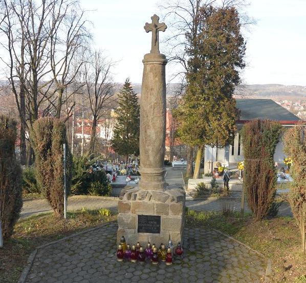 1. Dobczyce - grób Konfederatów Barskich.JPG