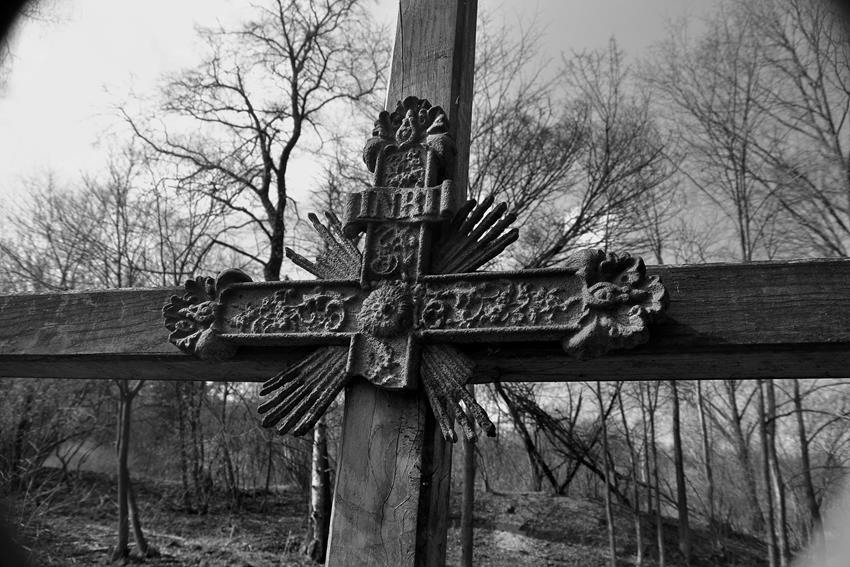 Cmentarz w Chyrzynce (11).JPG
